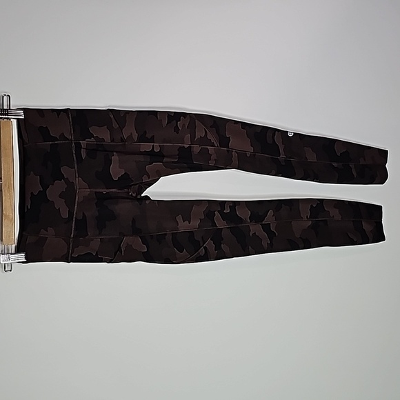 Lululemon Fast and Free size 4 non reflective Nulux Tight II athletic leggings - Picture 1 of 6